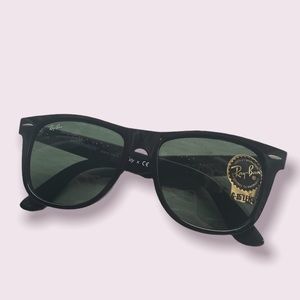 Ray-Ban 2150 Wayfarer Classic Large
